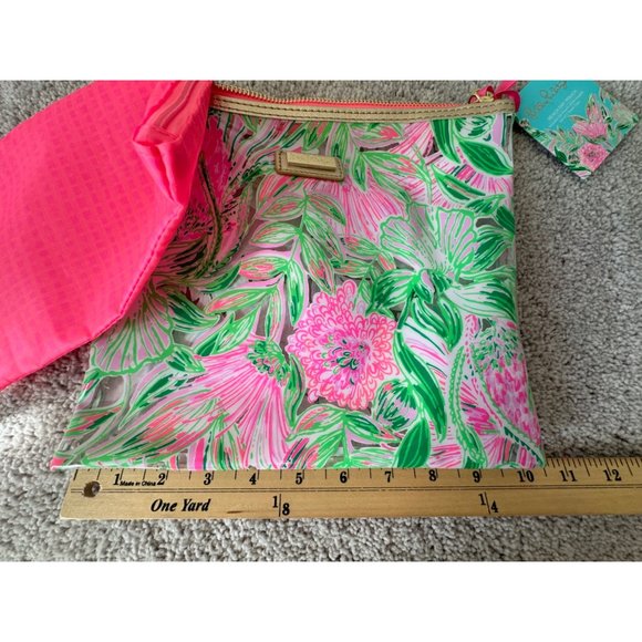 Lilly Pulitzer New Beach Day Pouch w/ Inside Pouch, Drink Holder, Towel Clips - Picture 10 of 15